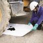 Tapis absorbant hydrocarbure <br> Film étanche - Protection des sols