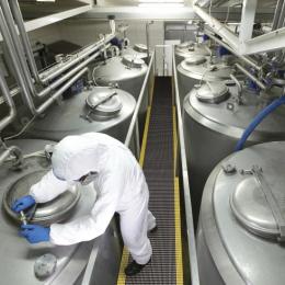 Tapis ergonomique en PVC  Dim : 600 x 10 000 mm