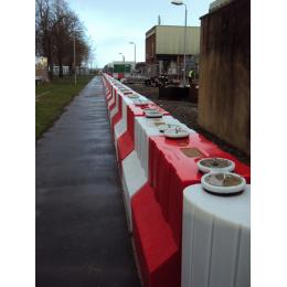 Unité Floodstop rouge préremplie de 0,90 m de haut